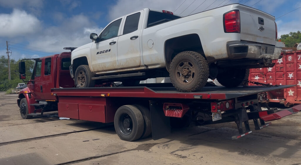 Lifted Truck Towing Oahu
